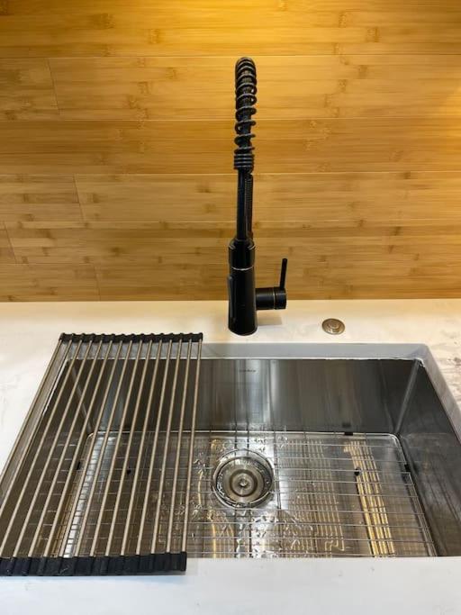 Private-Suite, Kitchen, Laundry, Rainfall Shower, 4Ktv Ель-Сентро Екстер'єр фото